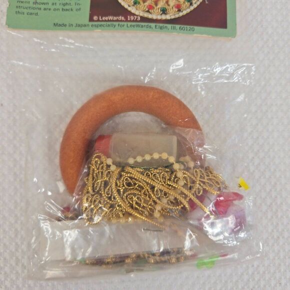 Vintage 70s Santa Wreath Boutique Kit Lee Wards - Picture 3 of 5